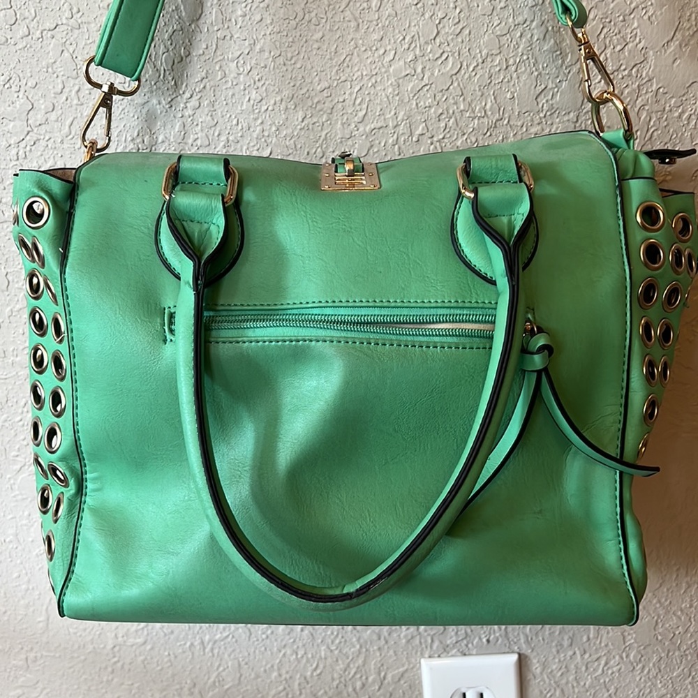 3 Purses In One. All Leather Handbag View 4